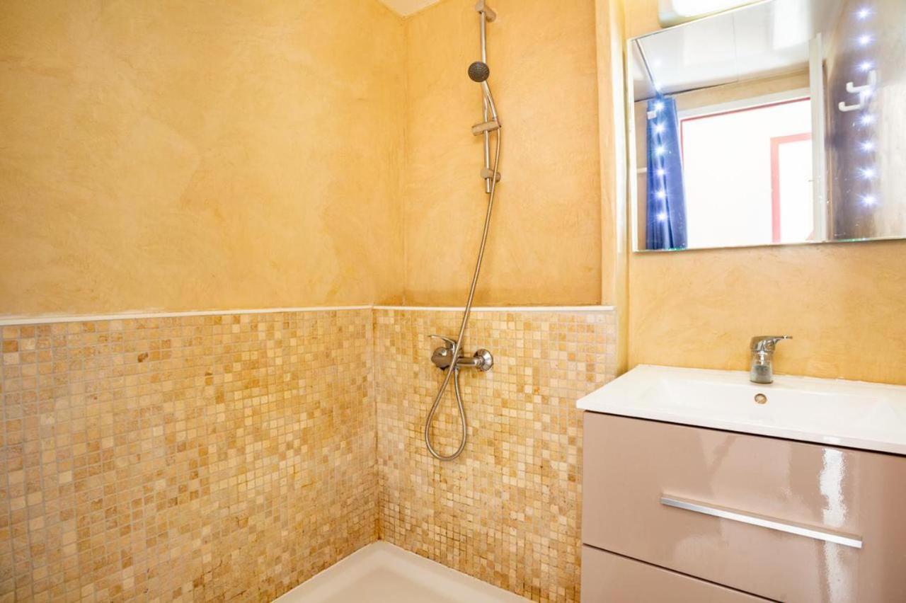 Cozy Apartment In Agay With Stunning Views Сен-Рафаэль Экстерьер фото