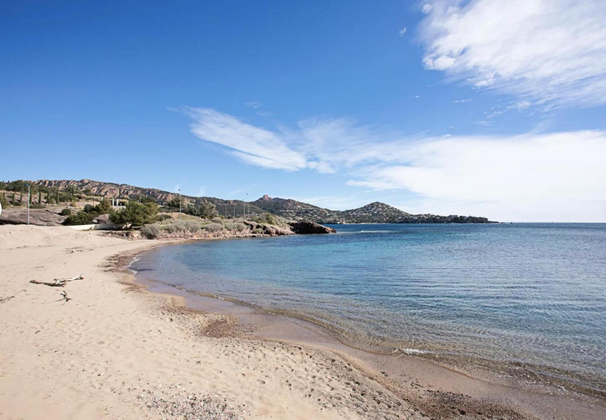 Cozy Apartment In Agay With Stunning Views Сен-Рафаэль Экстерьер фото